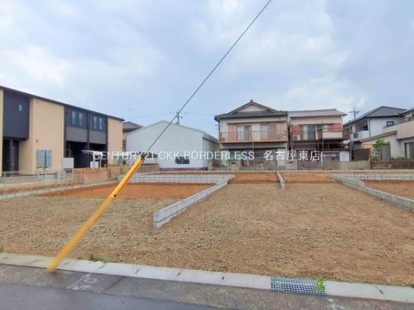 春日井市東野町西２丁目の新築一戸建