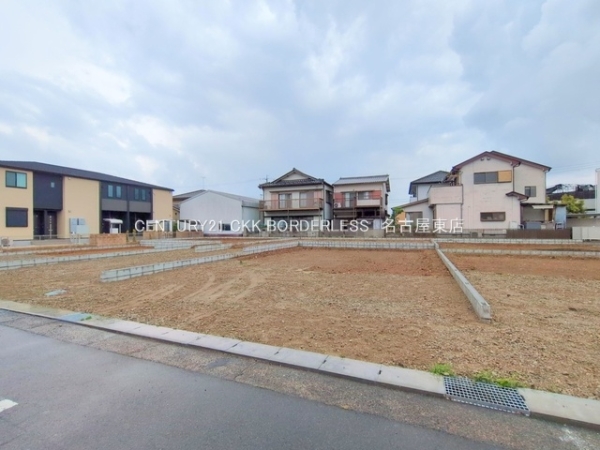 春日井市東野町西２丁目の新築一戸建
