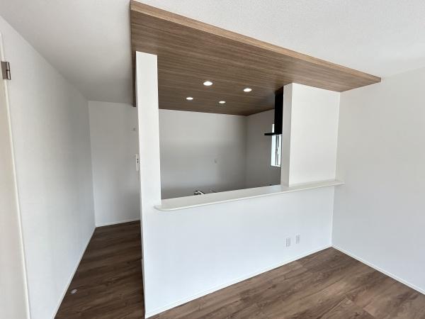 瀬戸市坂上町2棟2号棟