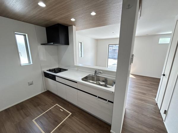 瀬戸市坂上町2棟2号棟