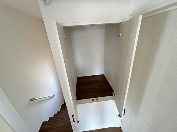 瀬戸市坂上町2棟2号棟