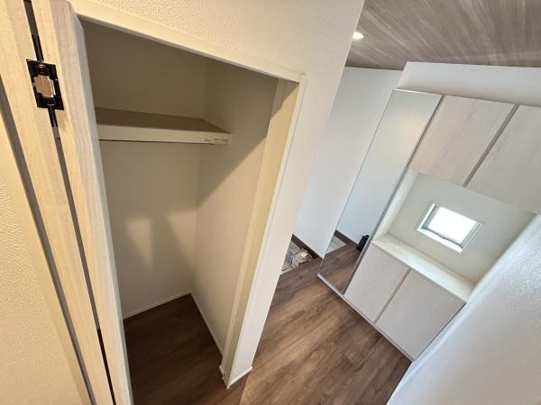 瀬戸市坂上町2棟2号棟