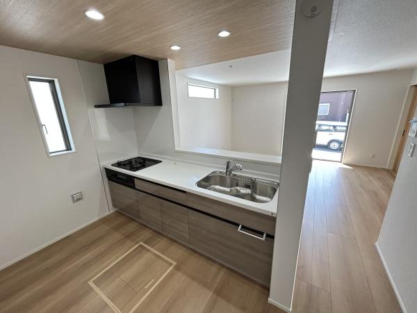 瀬戸市坂上町2棟1号棟