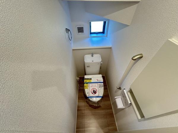 瀬戸市坂上町2棟1号棟