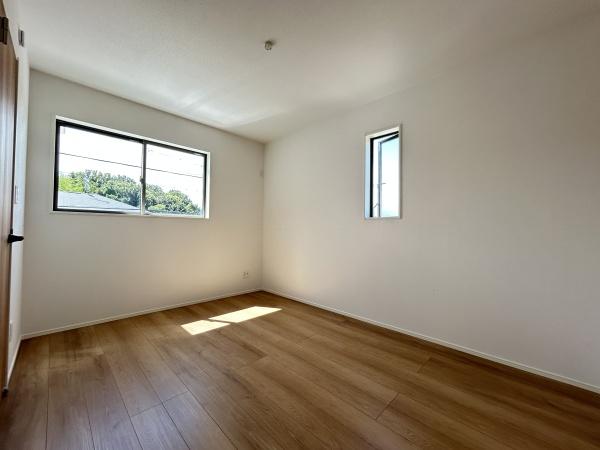 瀬戸市坂上町2棟1号棟