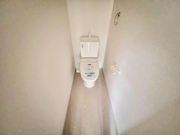 小牧市下末1期3号棟(トイレ)