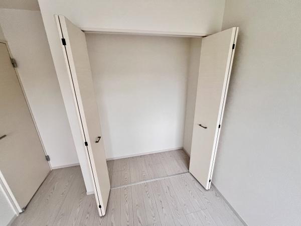 小牧市下末1期3号棟(収納)