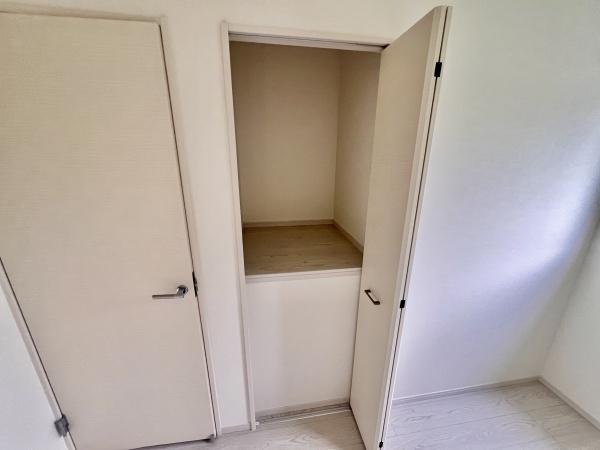 小牧市下末1期3号棟(収納)