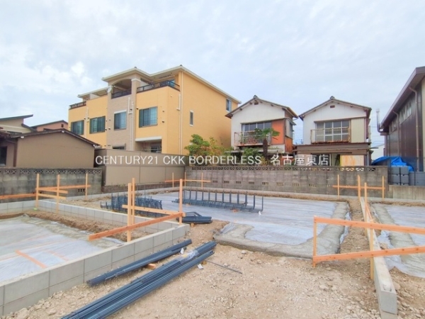 瀬戸市高根町2期4棟2号棟