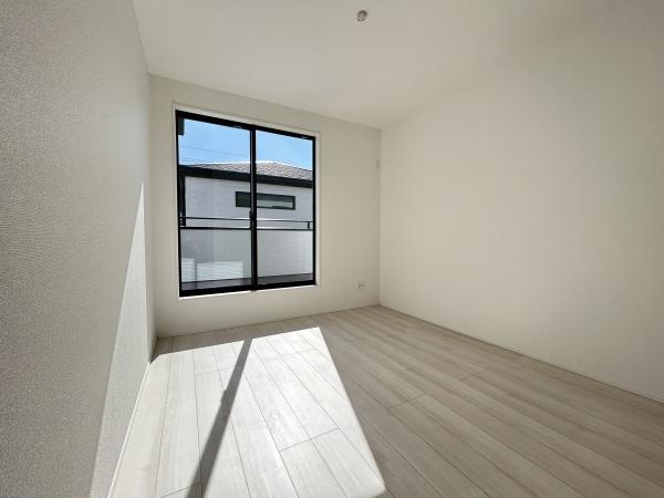 瀬戸市高根町2期4棟2号棟
