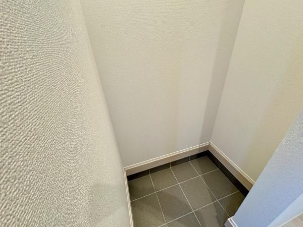 北名古屋市六ツ師8期4棟2号棟