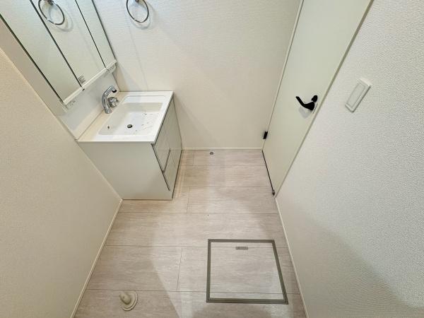 北名古屋市六ツ師8期4棟4号棟