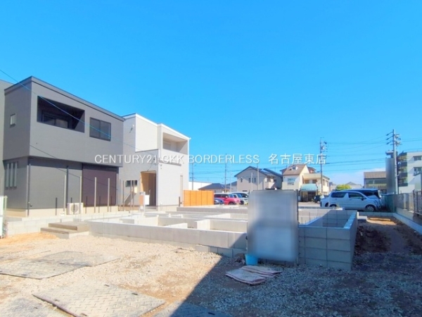 春日井市美濃町2丁目の新築一戸建