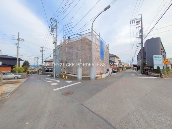 春日井市坂下町７丁目の新築一戸建