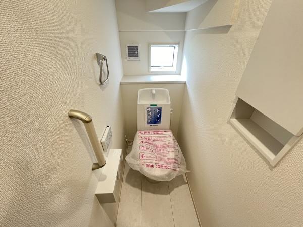 豊田市三軒町2丁目1号棟