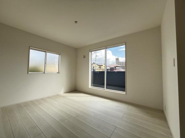 豊田市三軒町2丁目1号棟