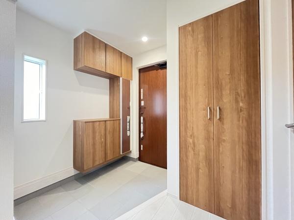 豊田市三軒町2丁目1号棟