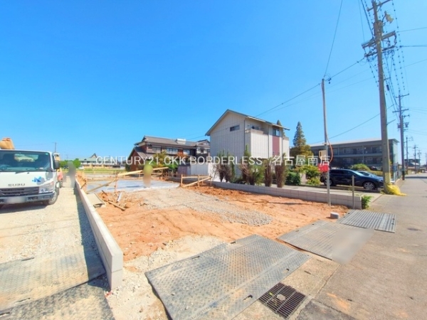 碧南市松江町３丁目の新築一戸建