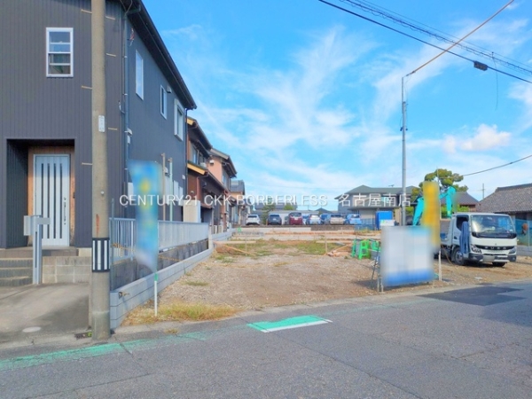 碧南市春日町２丁目の新築一戸建