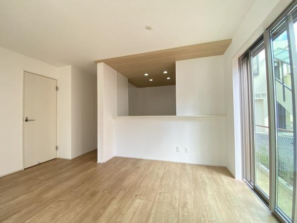 瑞穂区亀城町　【GRAFARE】　新築分譲住宅　全1棟