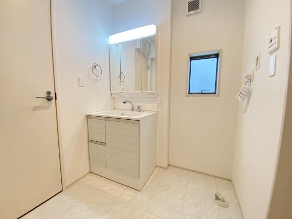 瑞穂区亀城町　【GRAFARE】　新築分譲住宅　全1棟