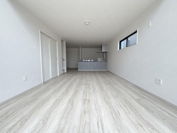 緑区浦里3期　新築分譲住宅　全3棟　2号棟