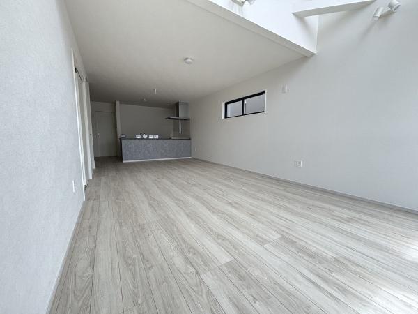 緑区浦里3期　新築分譲住宅　全3棟　2号棟