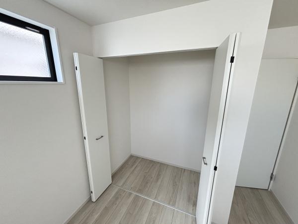 緑区浦里3期　新築分譲住宅　全3棟　2号棟