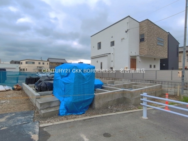 豊田市寺部町３丁目の新築一戸建