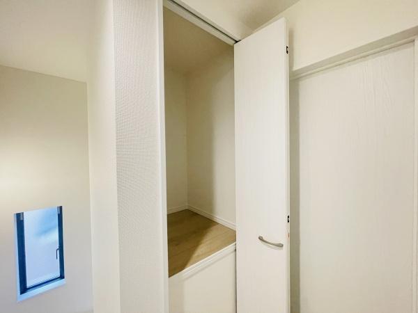 南区曽池町2丁目23番A号棟