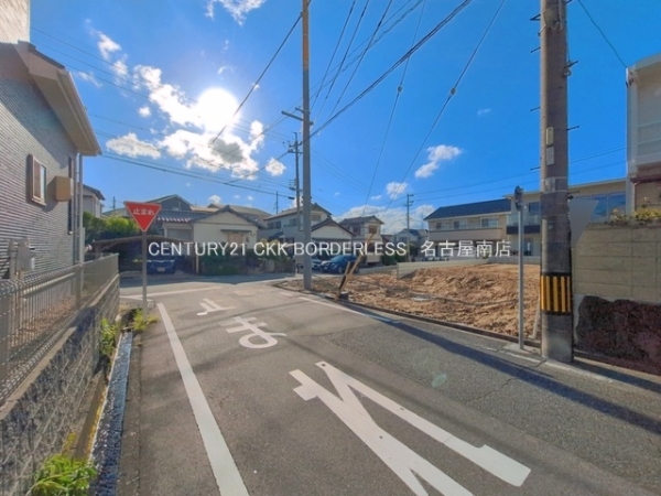東海市荒尾町奥曽山の新築一戸建