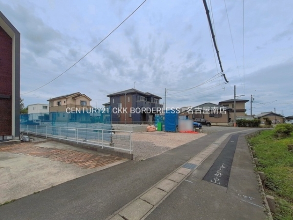 知立市来迎寺町2棟2号棟