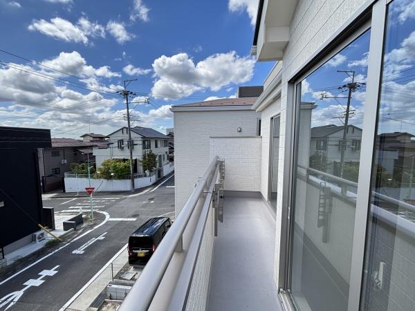 緑区黒沢台1丁目818番A号棟