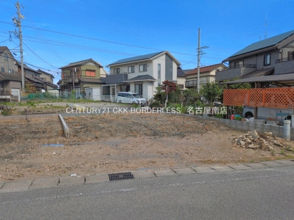 東海市名和町岡前の新築一戸建