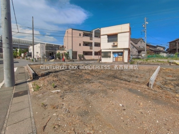 東海市名和町岡前の新築一戸建