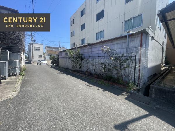 東海市富木島町　ビル