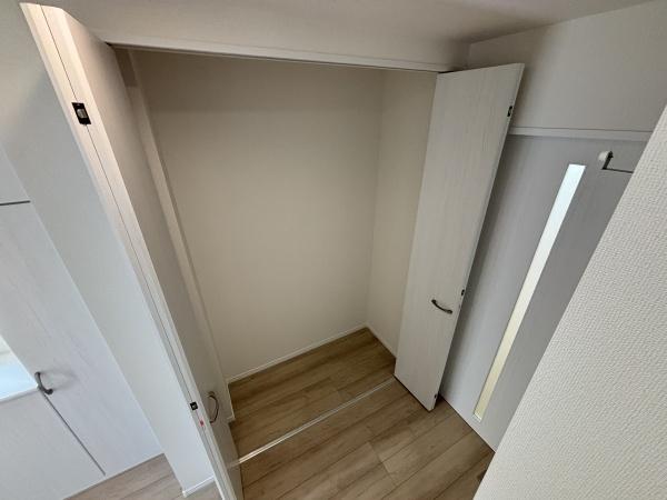 緑区神の倉2丁目66番A号棟