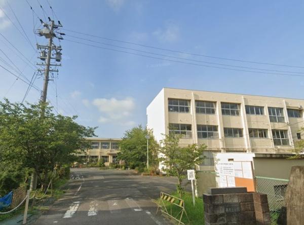 東浦町森岡4期A号棟(東浦町立森岡小学校)
