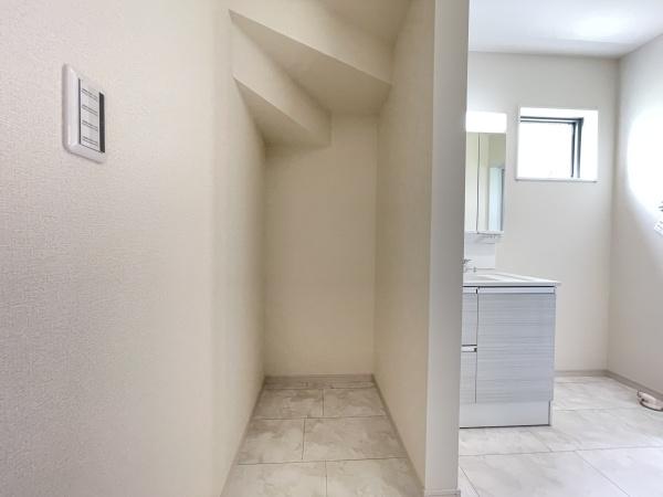 緑区大高町折戸1号棟