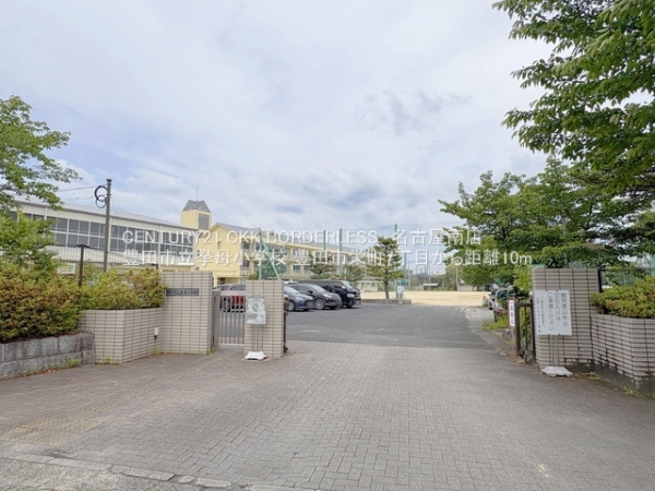 豊田市栄町7丁目(豊田市立挙母小学校)