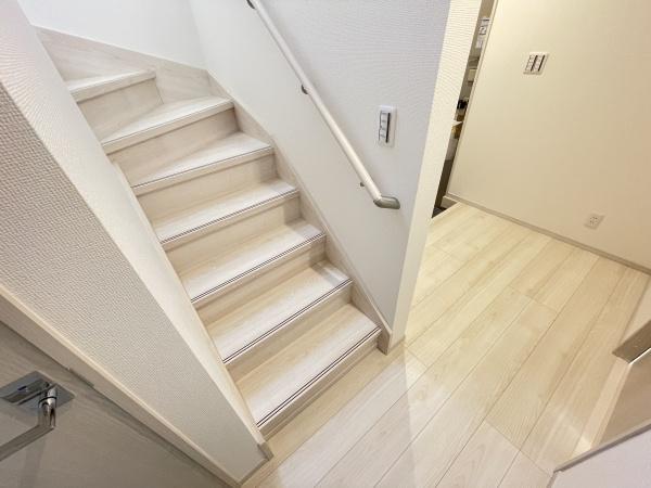 みよし市西陣取山23ーP11号棟