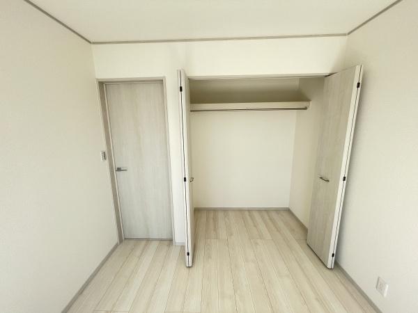 みよし市西陣取山23ーP11号棟