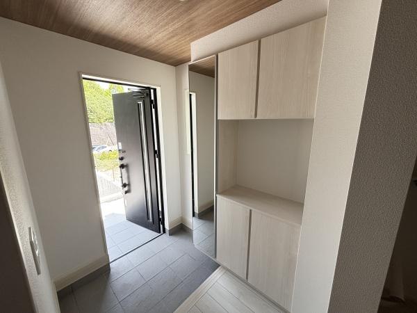 東郷町春木台2期2号棟新築分譲住宅全3棟