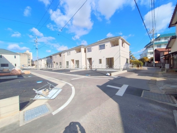 高浜市碧海町４丁目の新築一戸建