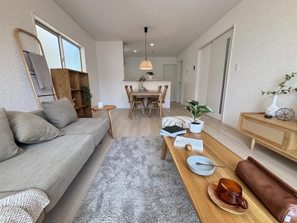 東郷町諸輪第72号棟