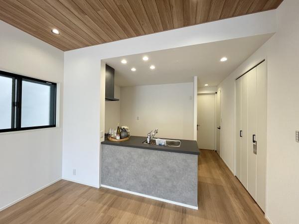 瑞穂区松月町336【2】2号棟(キッチン)