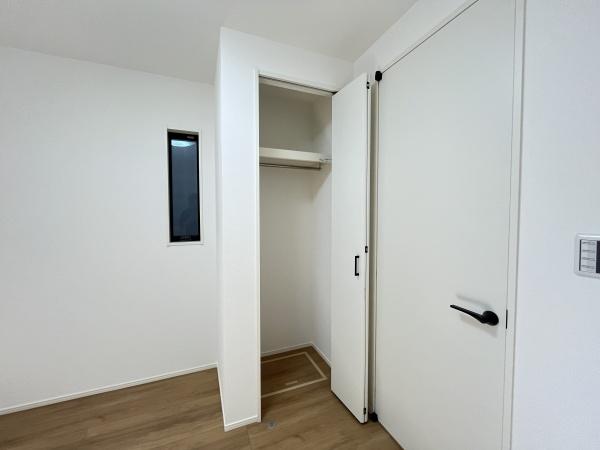 瑞穂区松月町336【2】2号棟(収納)