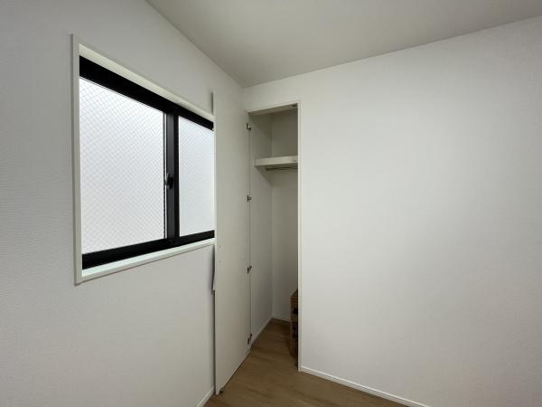 瑞穂区松月町336【2】2号棟(収納)