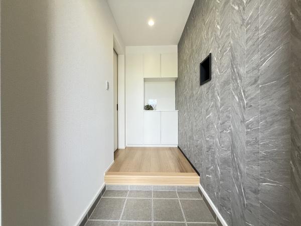 瑞穂区松月町336【2】2号棟(玄関)