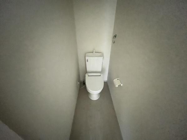 瑞穂区萩山町1期4号棟(トイレ)